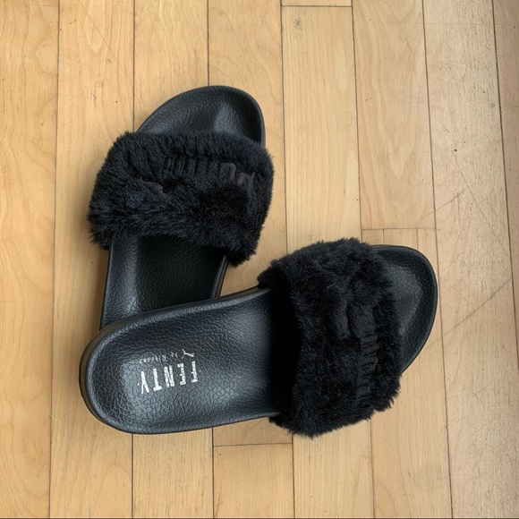 Puma Shoes - Fenty x puma furry slippers